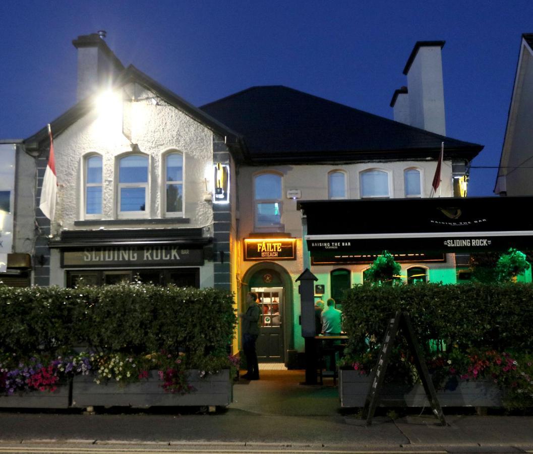 The Sliding Rock Inn Galway Zewnętrze zdjęcie